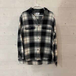 Old navy shirt L